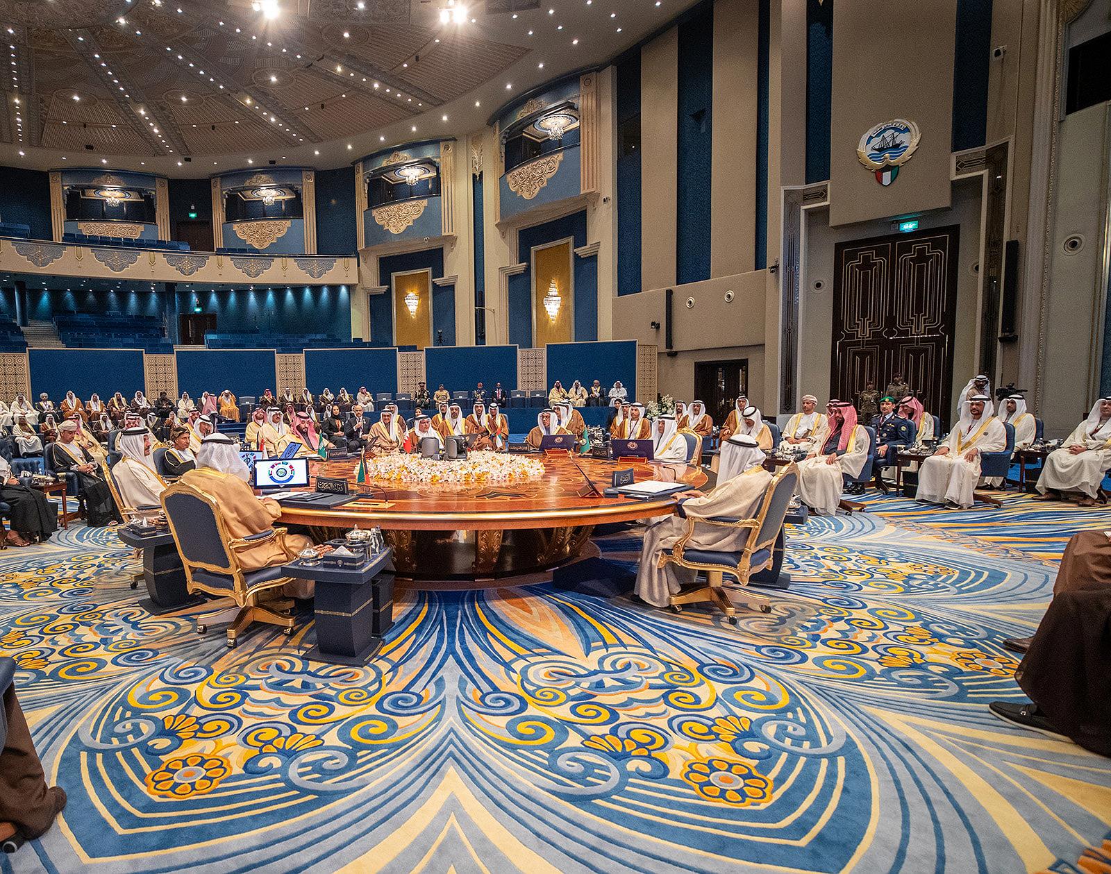 كلمة معالي الأمين العام لمجلس التعاون لدول الخليج العربية لاجتماع الدورة «45» لمقام المجلس الأعلى - صحيفة الأيام البحرينية