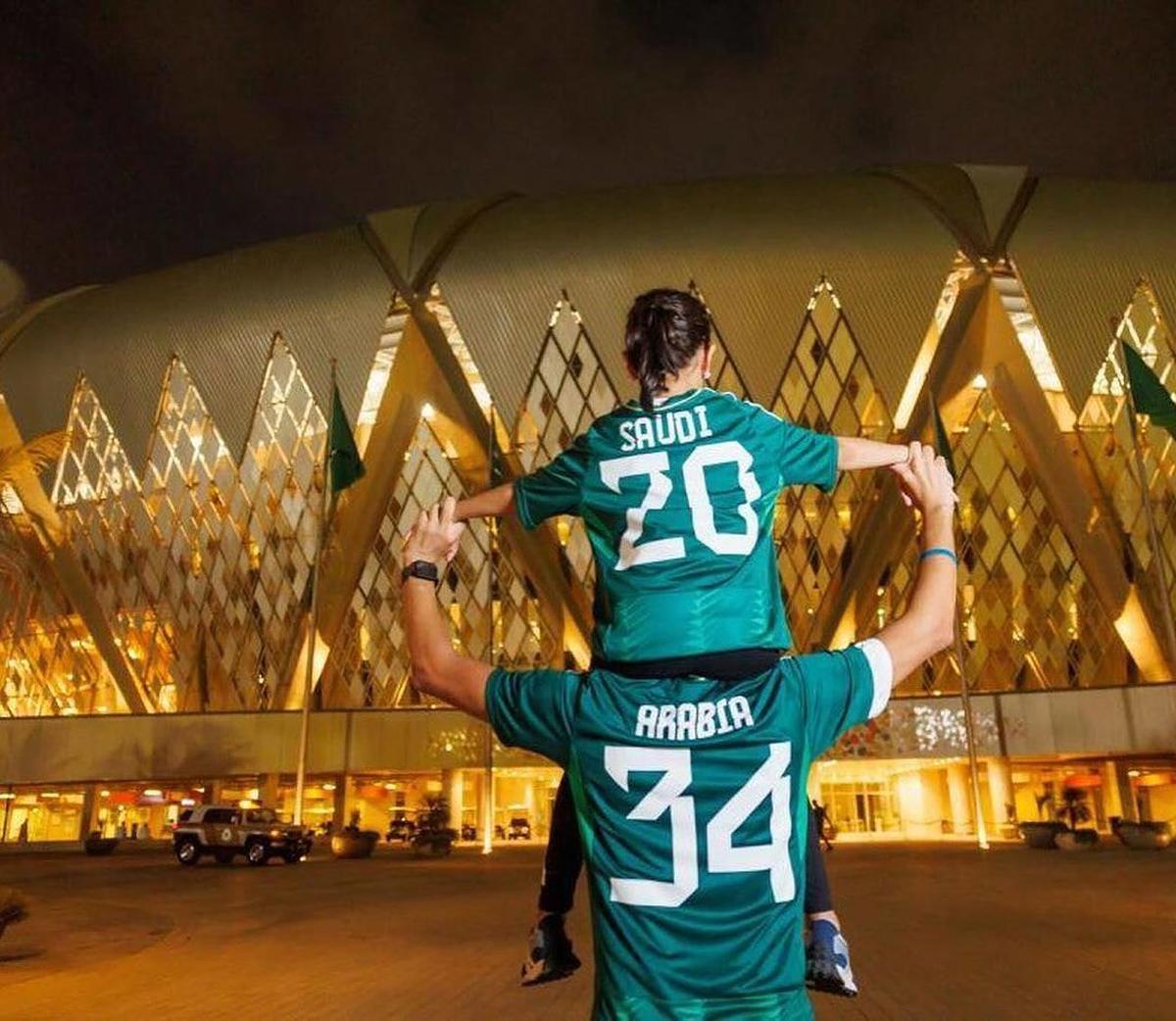 السعودية تسلم ملف استضافة كأس العالم اليوم الاثنين 9 INAF 20240729123622081
