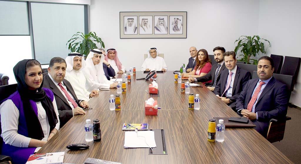 رئيس المجلس الأعلى للصحة يبحث مع شركات التأمين البحرينية مستجدات مشروع