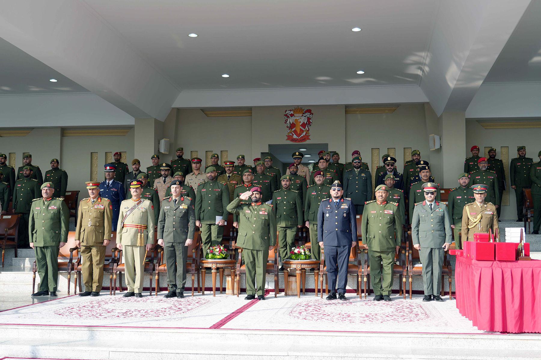 الحرس الوطني يختتم مسابقة «عصا قياس الخطوات العسكرية الأولى» 