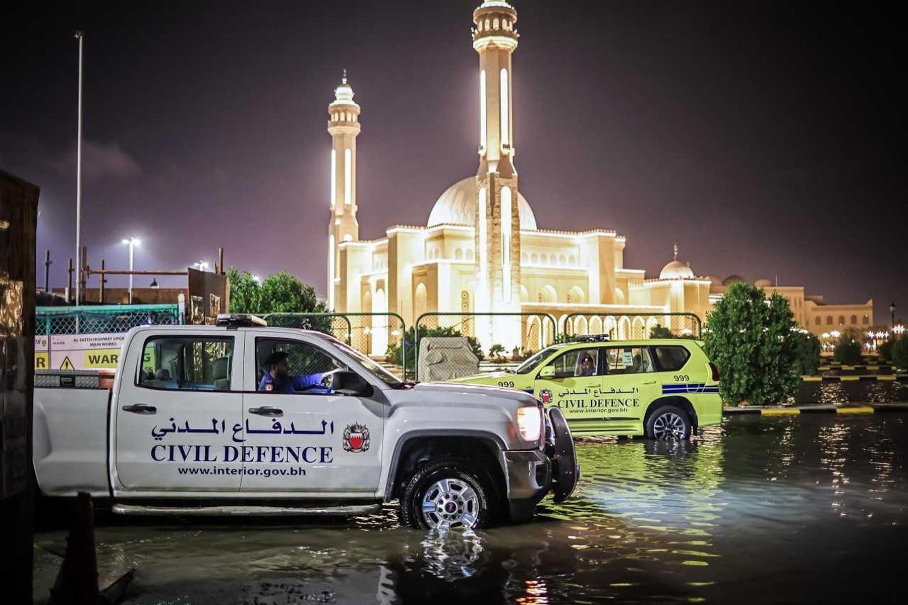 الدفاع المدني يدعو إلى الالتزام بإجراءات السلامة خلال موسم الأمطار 