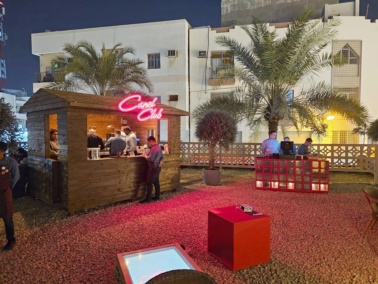 «Camel Club» يطلّ من على سطح مجمع اليتيم في «هوى المنامة» بتجربة مقهى وإطلالة بانورامية لافتة #الأيام 