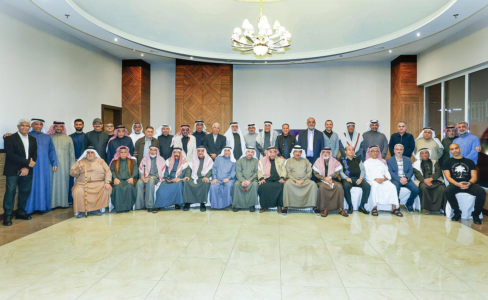 لقاء ودي يجمع رواد العمل المصرفي السابقين في البنك البريطاني #الأيام 