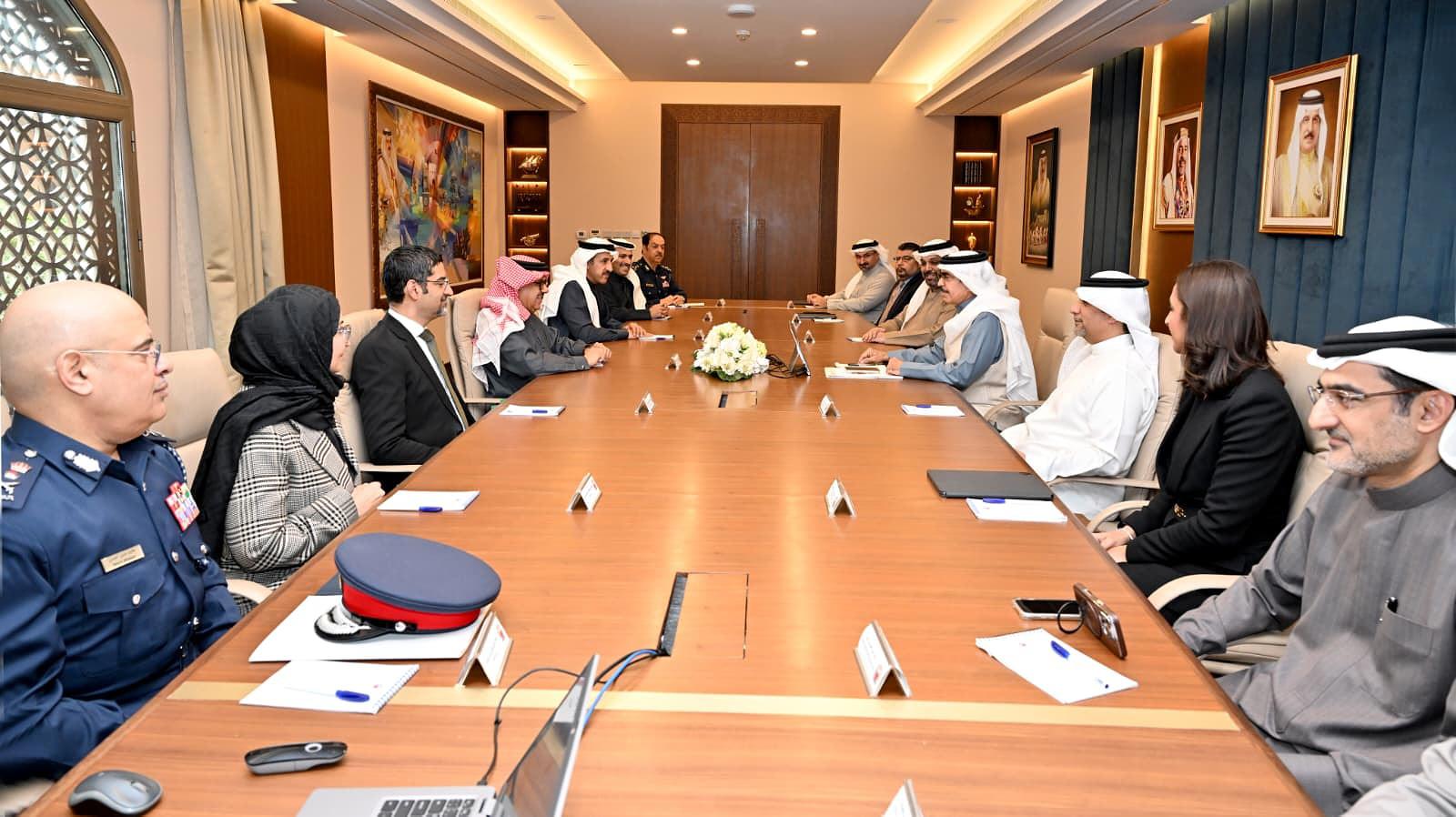 تشغيل تجريبي على مراحل لمشروع التنبيهات اللاسلكية للإنذار المبكر للطواريء بما يعكس تبني أفضل الممارسات الدولية في مجال الحماية المدنية 