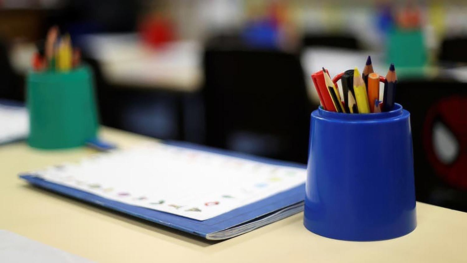 إعادة فتح المدارس الإيرانية بعد إغلاق دام أسبوعاً 