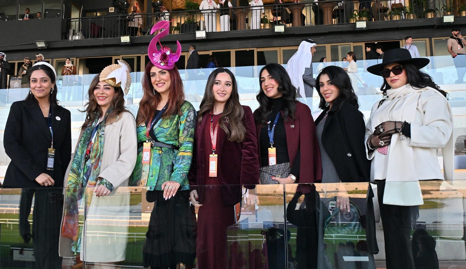 نادي راشد للفروسية وسباق الخيل يواصل استعداداته لأمسية «رويالتي» بفعاليات مميزة وجوائز قيّمة وتذاكر حضور مجانية للنساء 