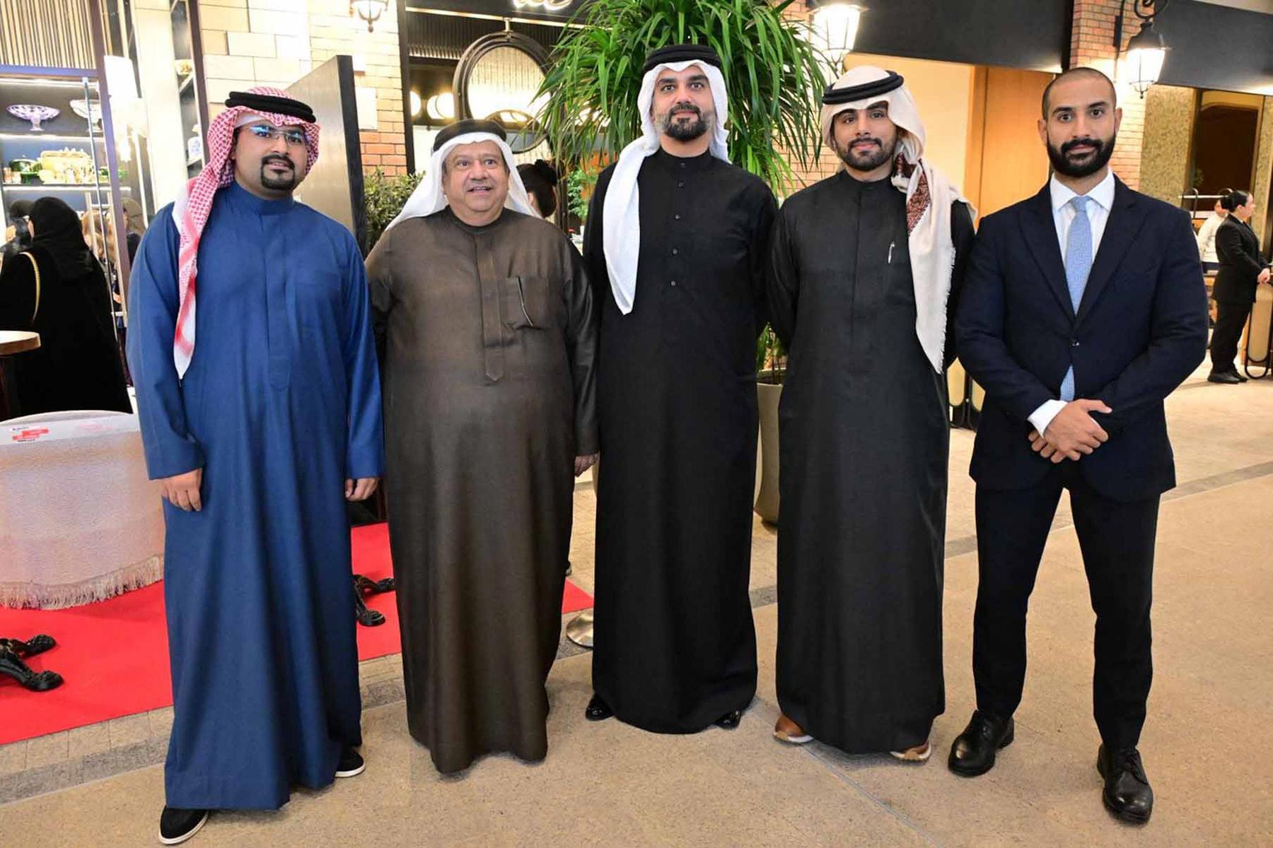 «بلاتا» تفتتح فرعها في «الأفنيوز» وتُكرس الضيافة بهوية بحرينية وحرفية إيطالية 