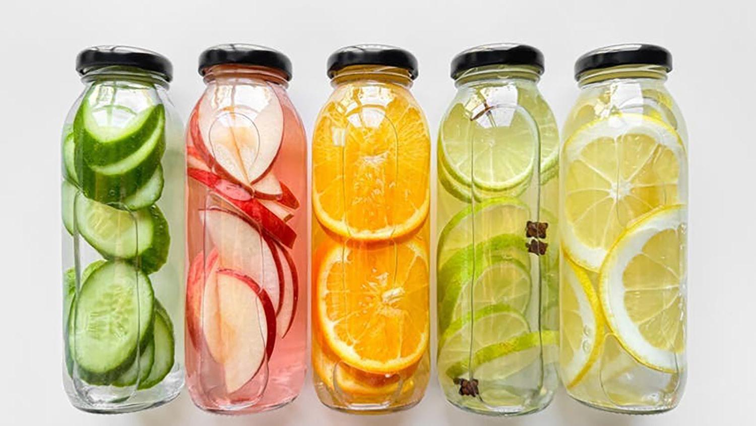 6 مخاطر خطيرة للإفراط في مشروبات الإلكتروليت.. متى تصبح ضارة لجسمك؟ 